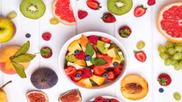10 frutas fabulosas para equilibrar tus niveles de colesterol. ¡Pon color y salud a tu dieta!