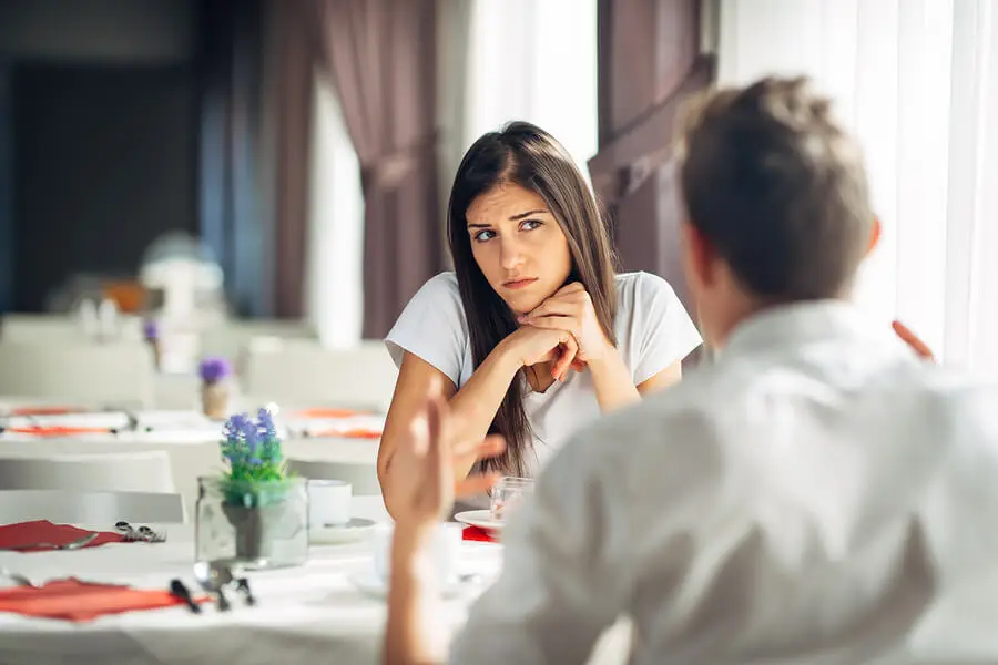 Dudas sobre el compromiso en una pareja.