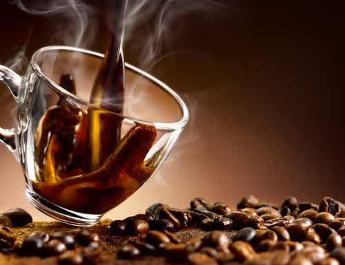 Qué saber sobre la cafeína
