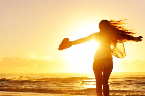 5 cosas que debes dejar ir para tener más éxito y felicidad