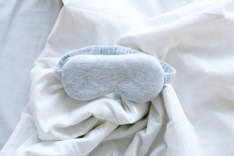 7 hábitos saludables que puedes practicar para dormir bien