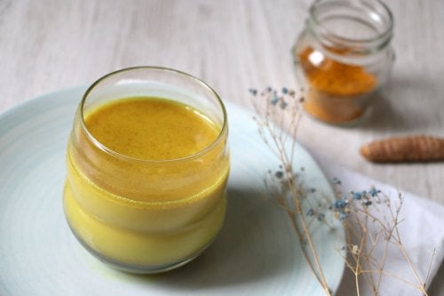 Aprende a preparar en casa mantequilla de cúrcuma