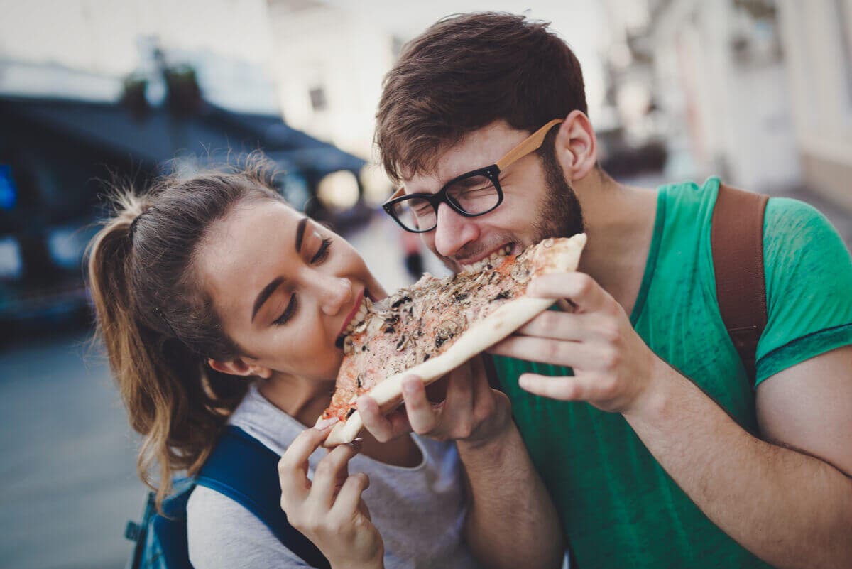 Pareja satisfecha con su relación.