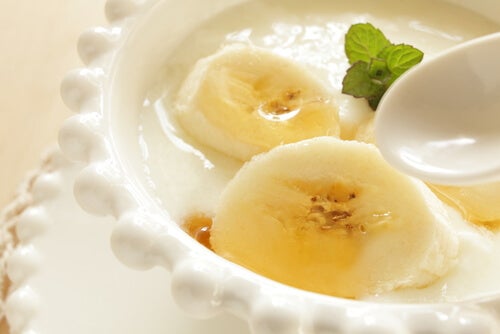 Mascarilla de yogur, miel y plátano