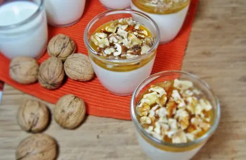 Yogur con nueces y germen de trigo