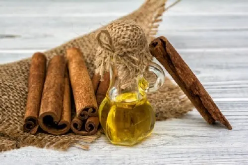 Aceite de canela