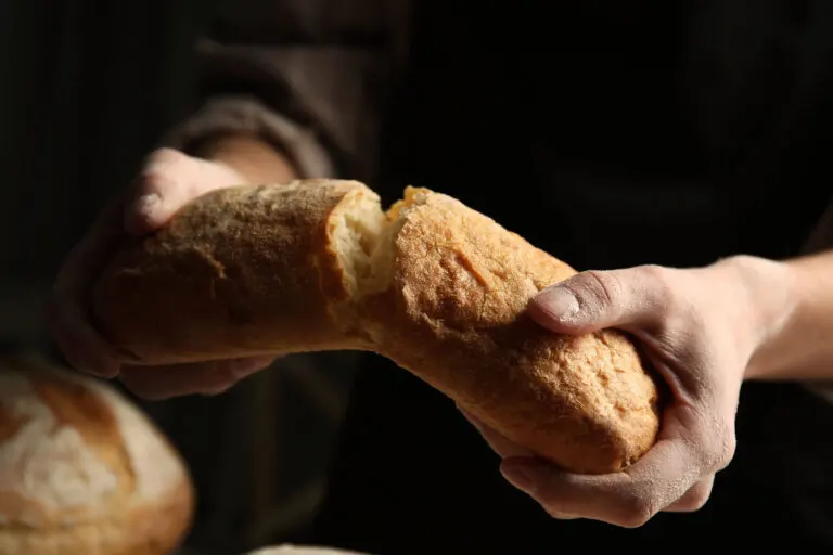 ¿Es malo comer harinas por la noche?