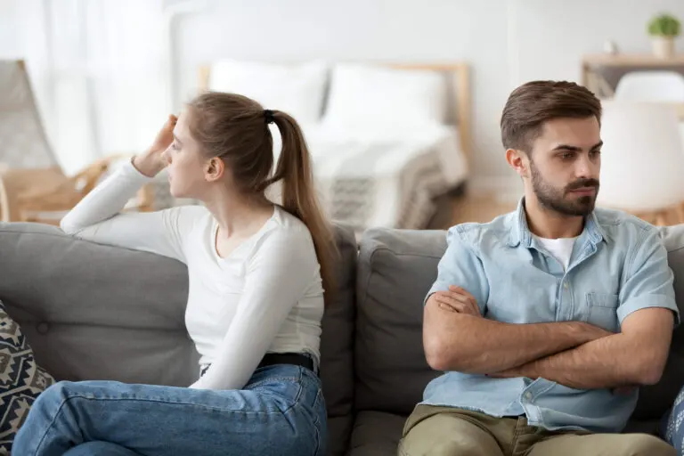 Quien hace todo lo posible para que la relación funcione, puede marcharse sin remordimientos