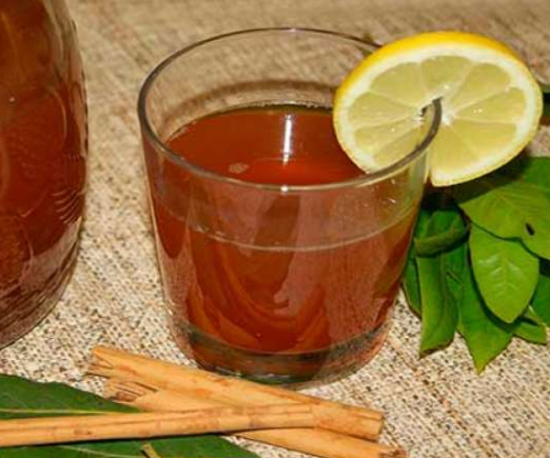 cinnamon and bay leaf tea