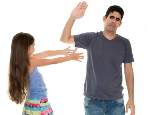 Fallos que cometen los padres cuando los hijos desobedecen