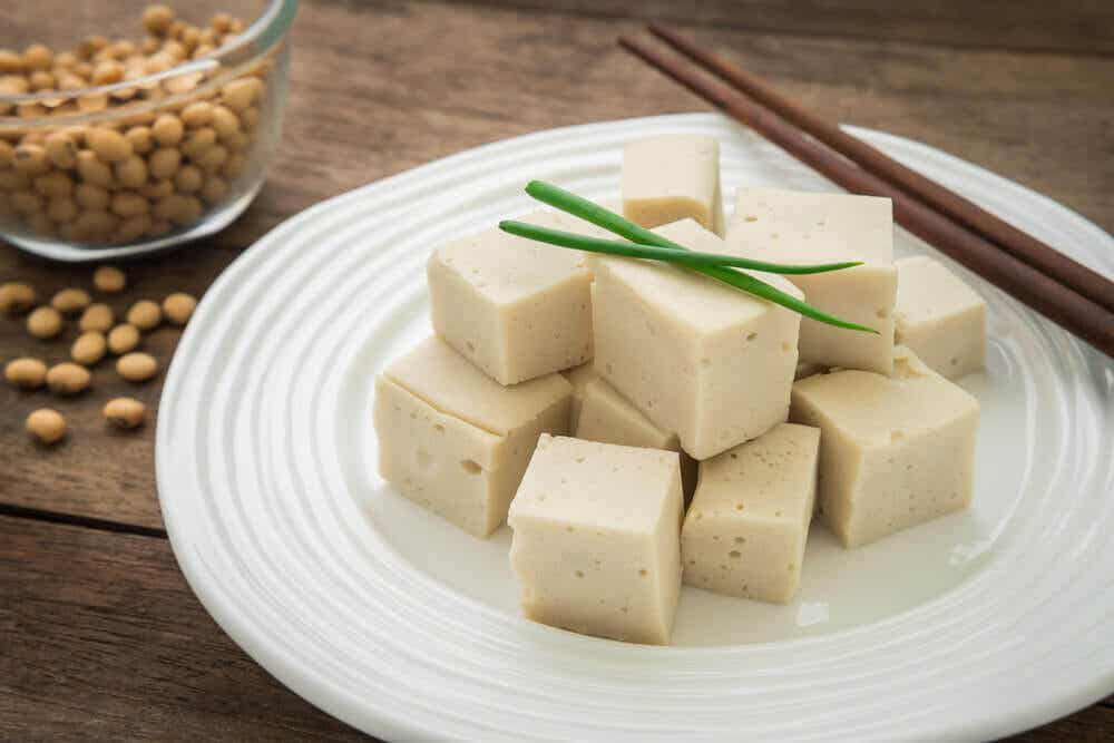 Tofu marinado.