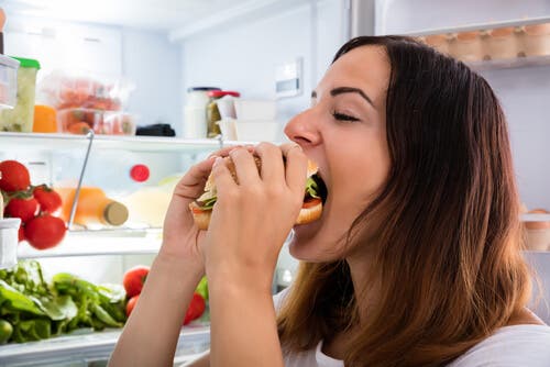 ¿Qué hacer para evitar comer entre comidas?