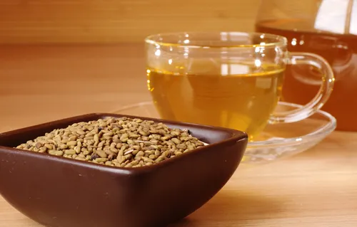 Té de manzanilla y tomillo