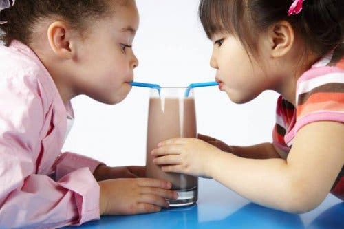 A-los-niños-les-encantara-esta-receta-de-chocolate-caliente.