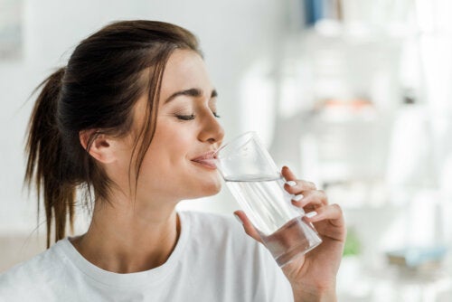 7 rutinas simples para acelerar tu metabolismo por las mañanas