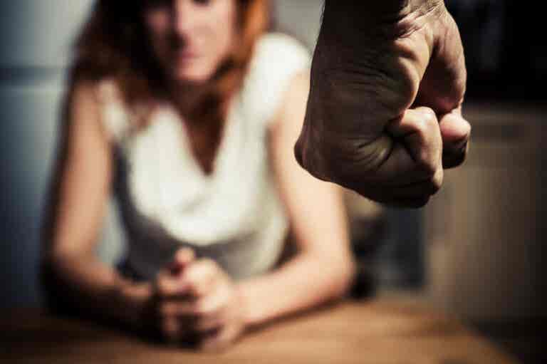 Violencia de género: cómo podemos ayudar a una mujer maltratada
