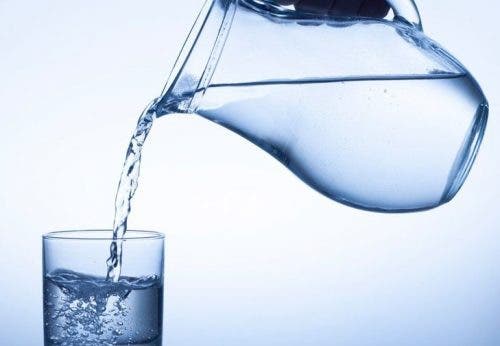 beber agua