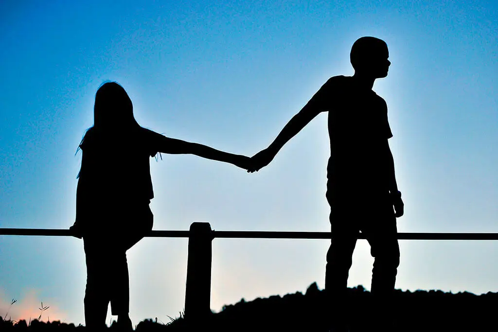Pareja con amor.