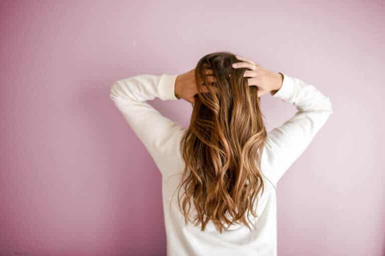 12 recomendaciones para tener un pelo fuerte y sano