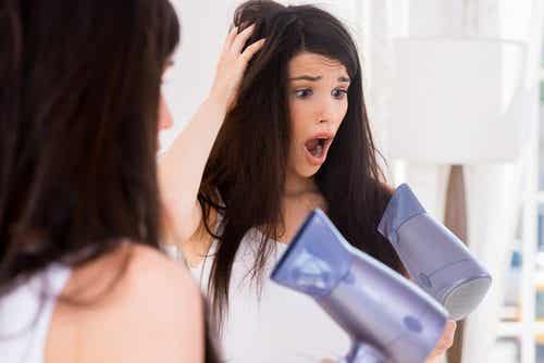 Algunas causas que provocan una cabellera reseca y sin brillo