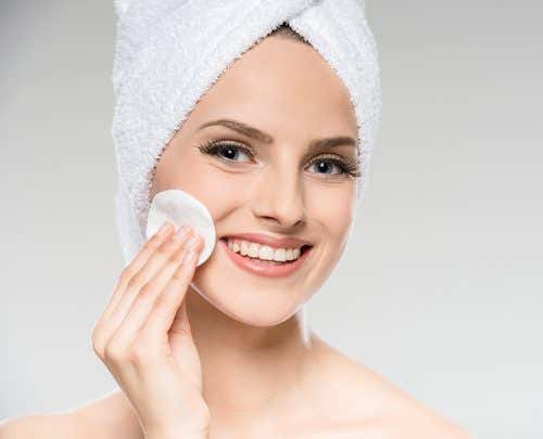 Por qué es importante la limpieza facial
