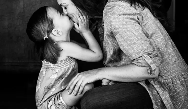 Para reina mi madre, porque a pesar de las caídas jamás perdió su corona