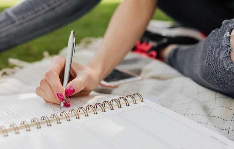 Las tarjetas son variadas.