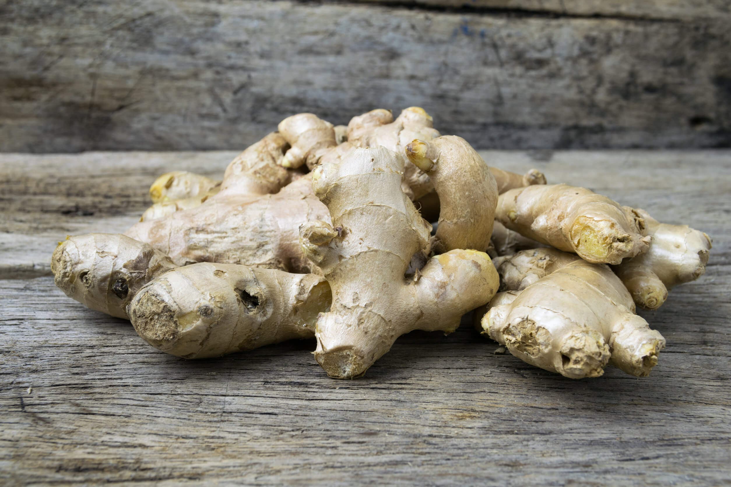 El jengibre es uno de los remedios naturales por excelencia para tratar las náuseas y el vómit