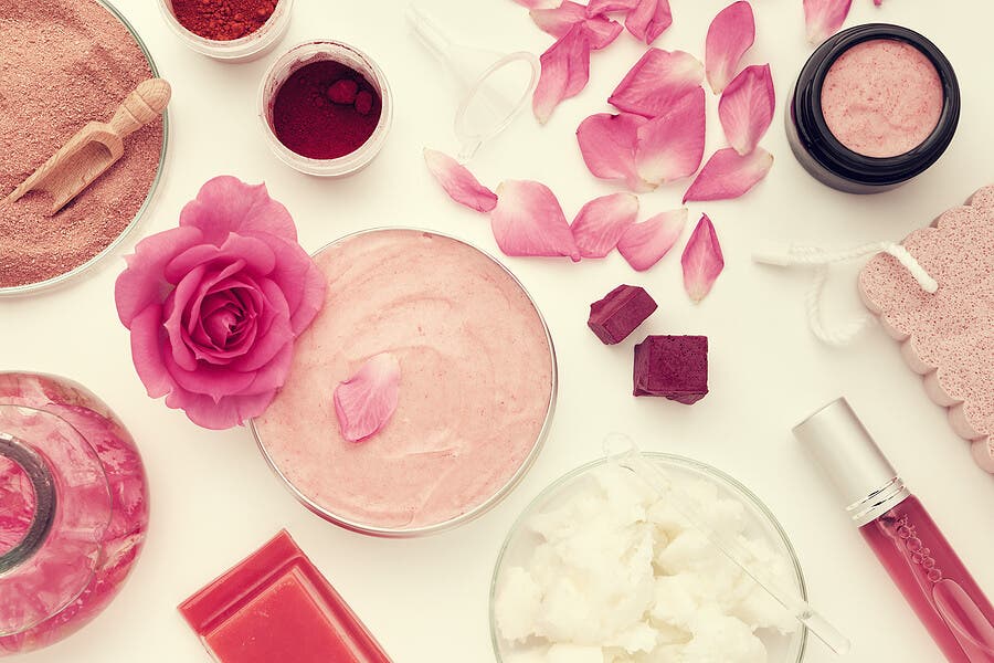 Recetas con agua de rosas.