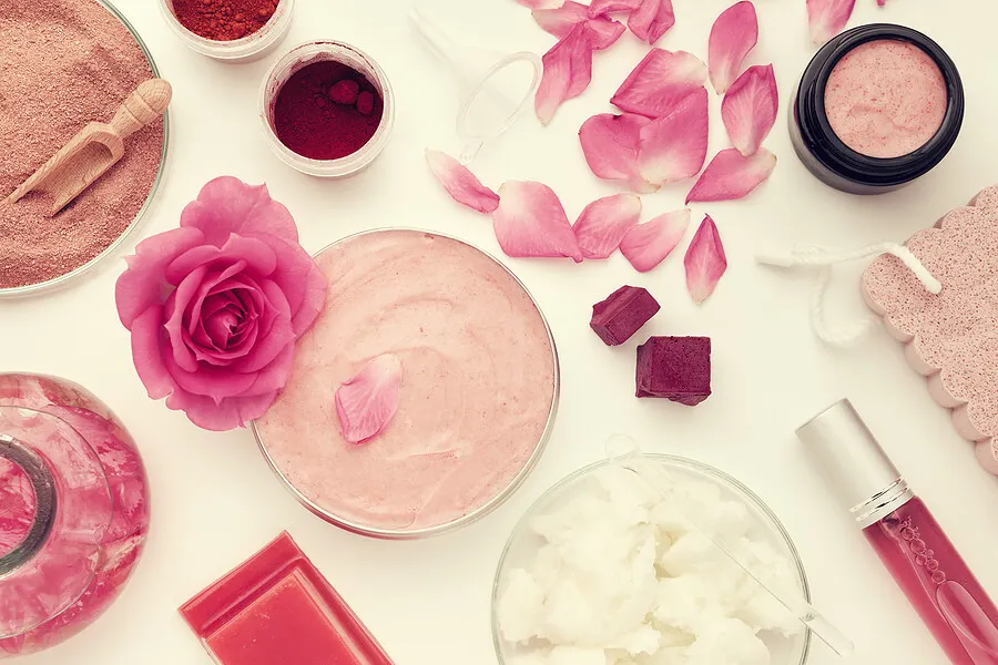 Recetas con agua de rosas.