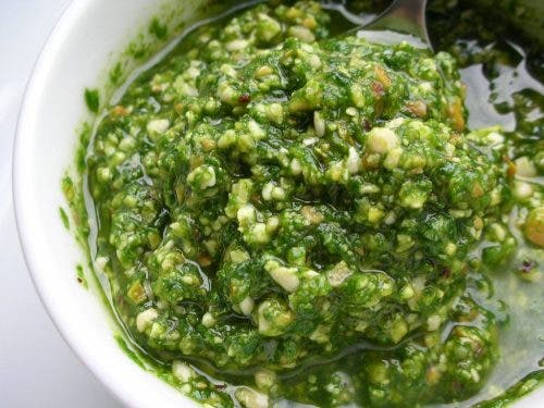 Pesto de rúcula y albahaca