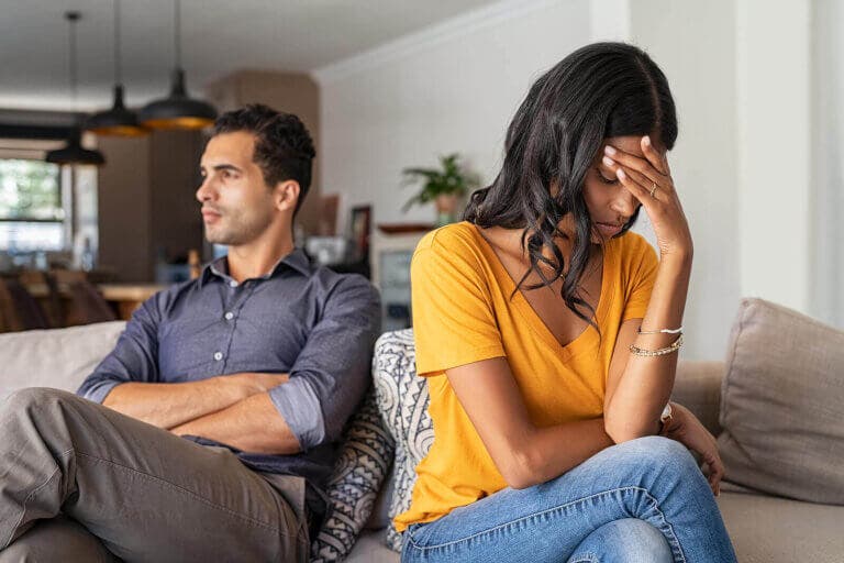 El coste psicológico de darlo todo por una relación