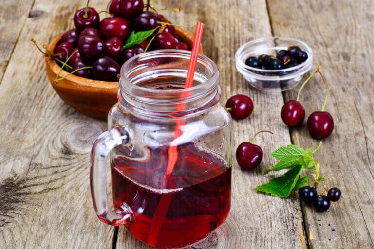 6 formas de reducir los niveles de ácido úrico con ingredientes naturales