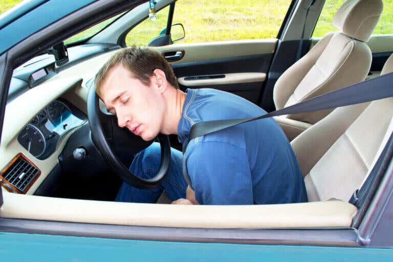 9 tips para no dormirse conduciendo