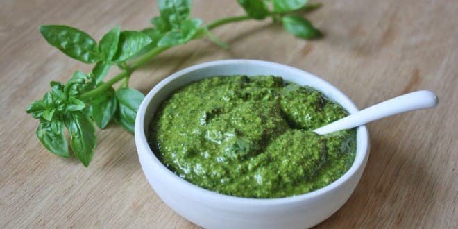 Salsa de albahaca y rúcula