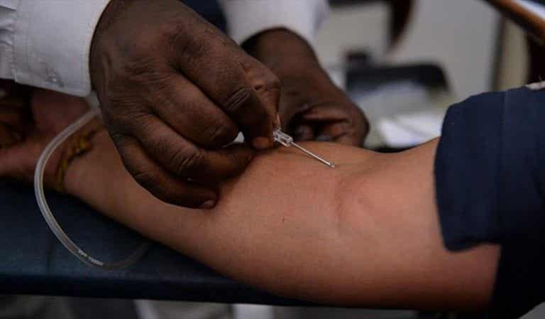 Una inyección mensual podría sustituir al tratamiento diario contra el VIH