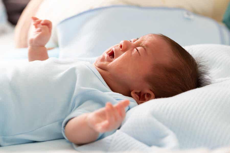 Calma los cólicos de tu bebé con estos 4 remedios caseros