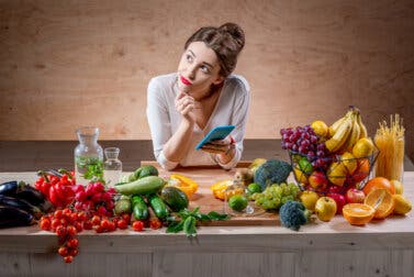¿Cuántas calorías se deben consumir diariamente?