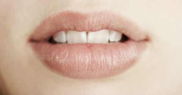 Curar labios quemados. Consejos prácticos y efectivos