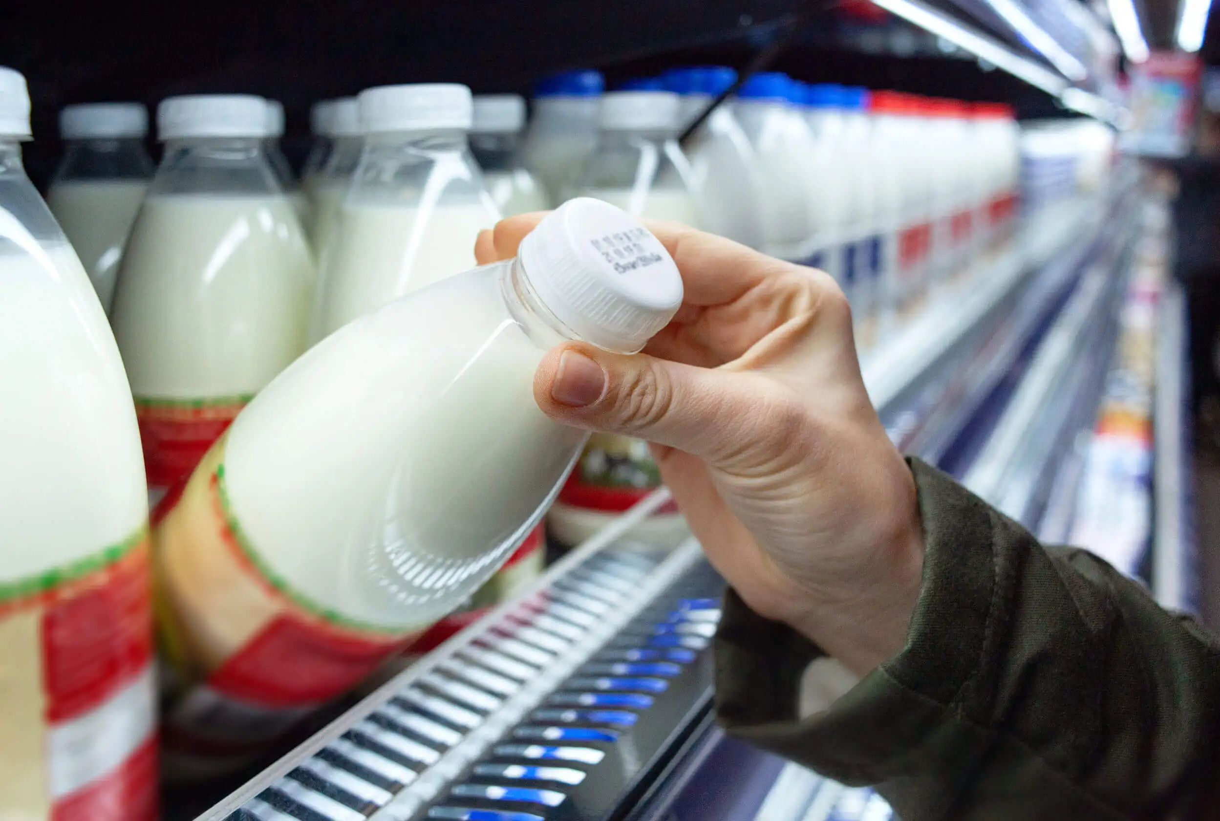 Leche del mercado con lactoferrina.