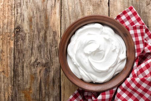 Yogur para la piel enrojecida por el sol