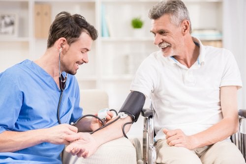 Tips para hospitalizar a una persona mayor