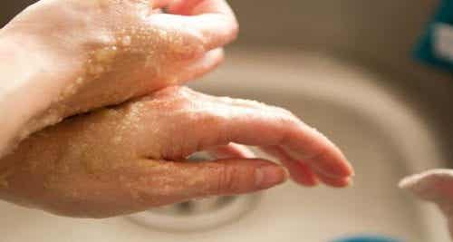 remedios para humectar las manos