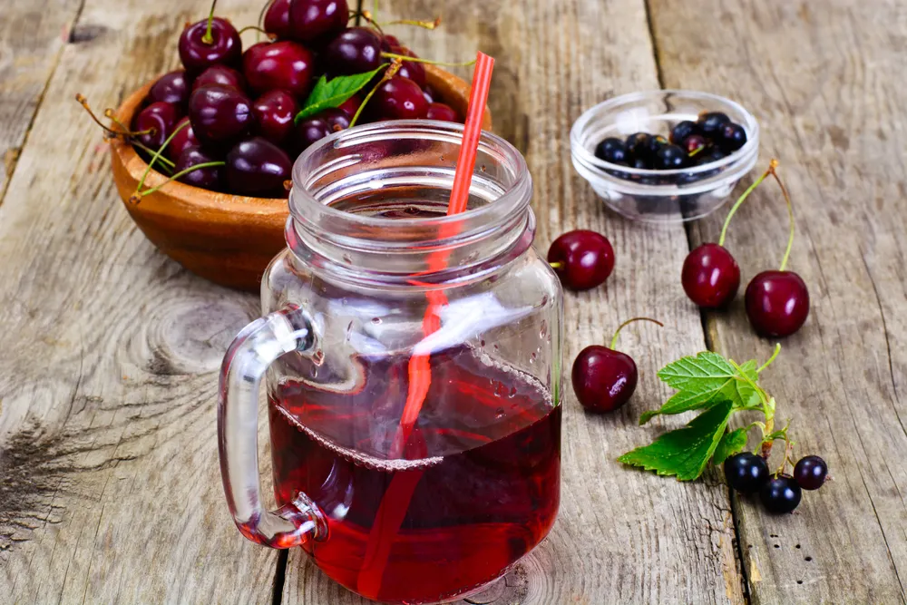 Suco de cereja para dieta anti-inflamatória.