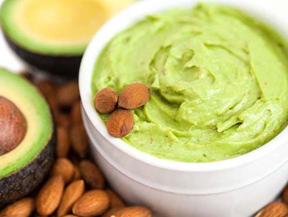 mascarillas aguacate para piel seca y agrietada