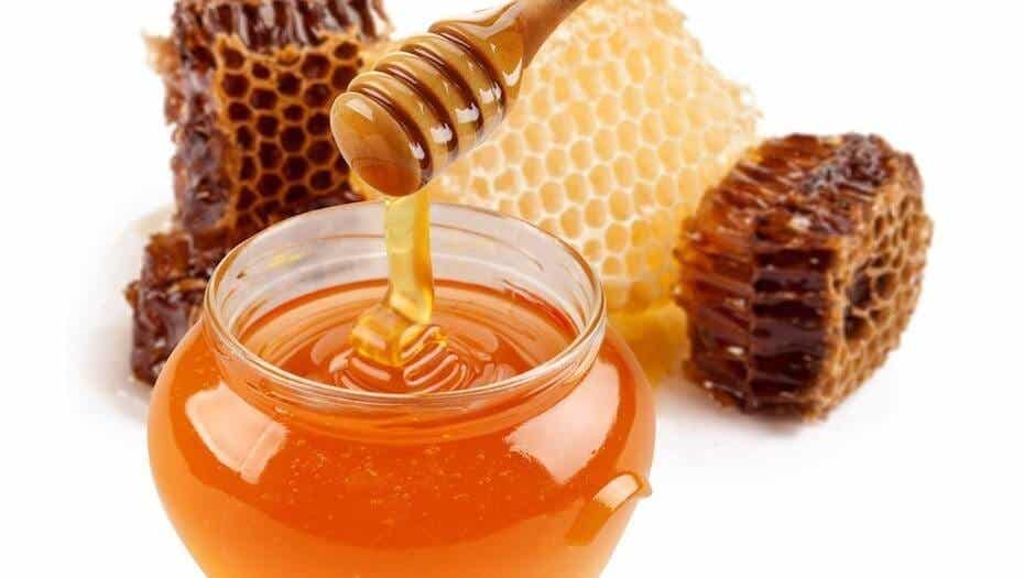 miel de abejas para calmar el ardor de las quemaduras