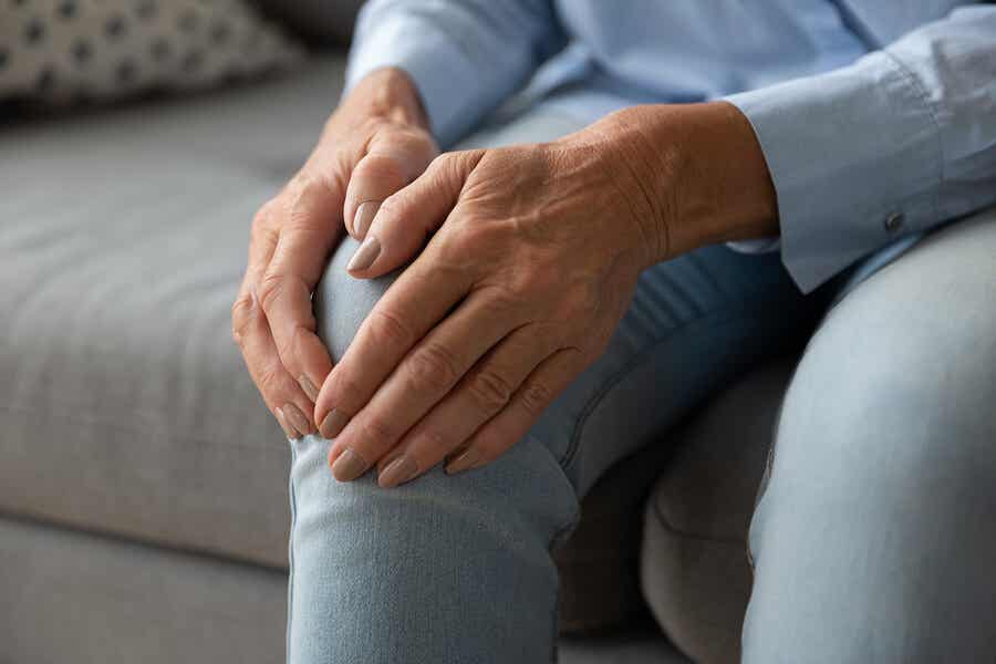 La artrosis es una enfermedad crónica.