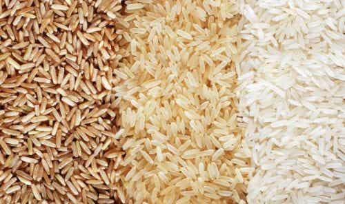 Descubre estos 6 exfoliantes para tu piel con arroz
