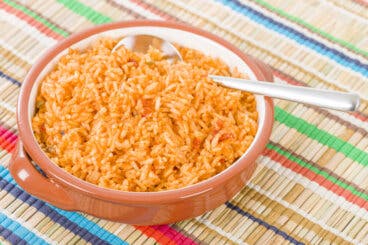 8 increíbles beneficios del arroz rojo