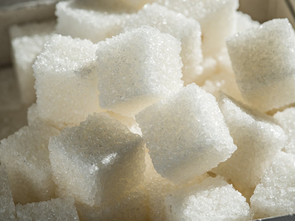 El azúcar refinada aumenta los niveles de ácido úrico